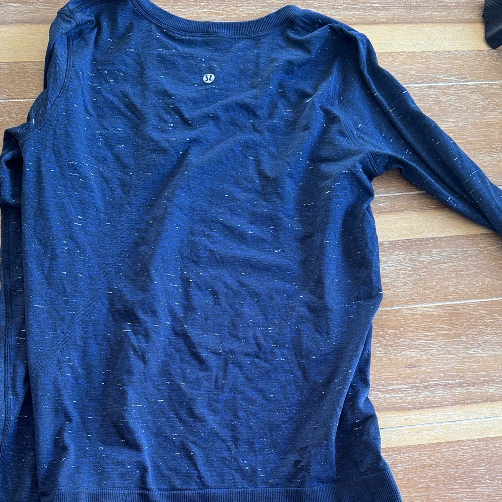 Lululemon swiftly tech  Long Sleeve Shirt - Picture 2 of 2